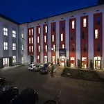 Ea Business 4*