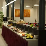 Hotel Ea Business 4*