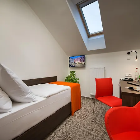 Hotel Ea Business Jihlava