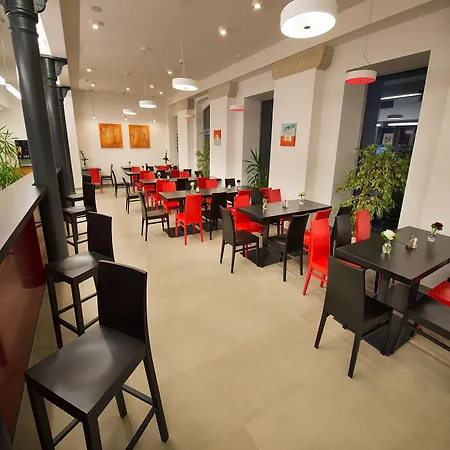 Hotel Ea Business 4*