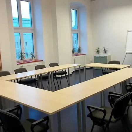 Hotel Ea Business 4*