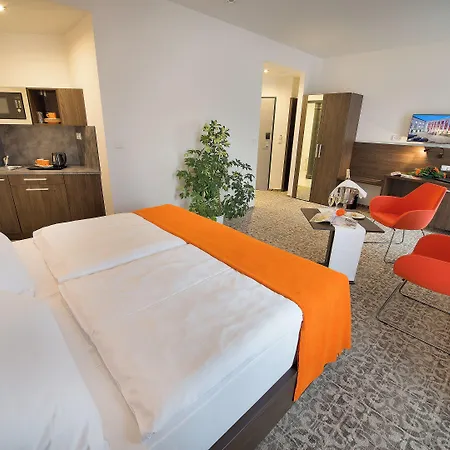 Ea Business Hotel