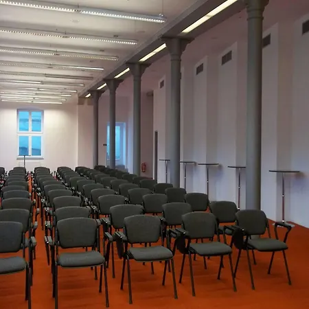 Ea Business Hotel 4*