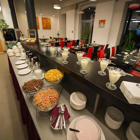 Ea Business Hotel