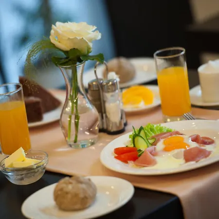 Ea Business Hotel
