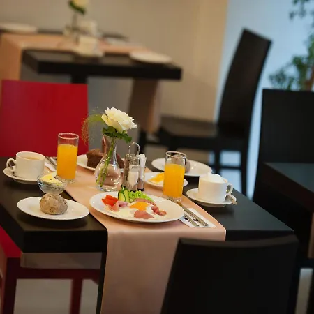 Ea Business Hotel 4*