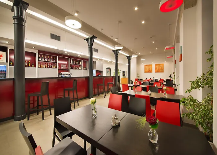 Hotell Ea Business 4*