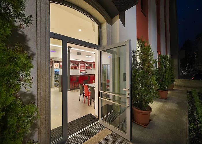 Ea Business Hotell 4*